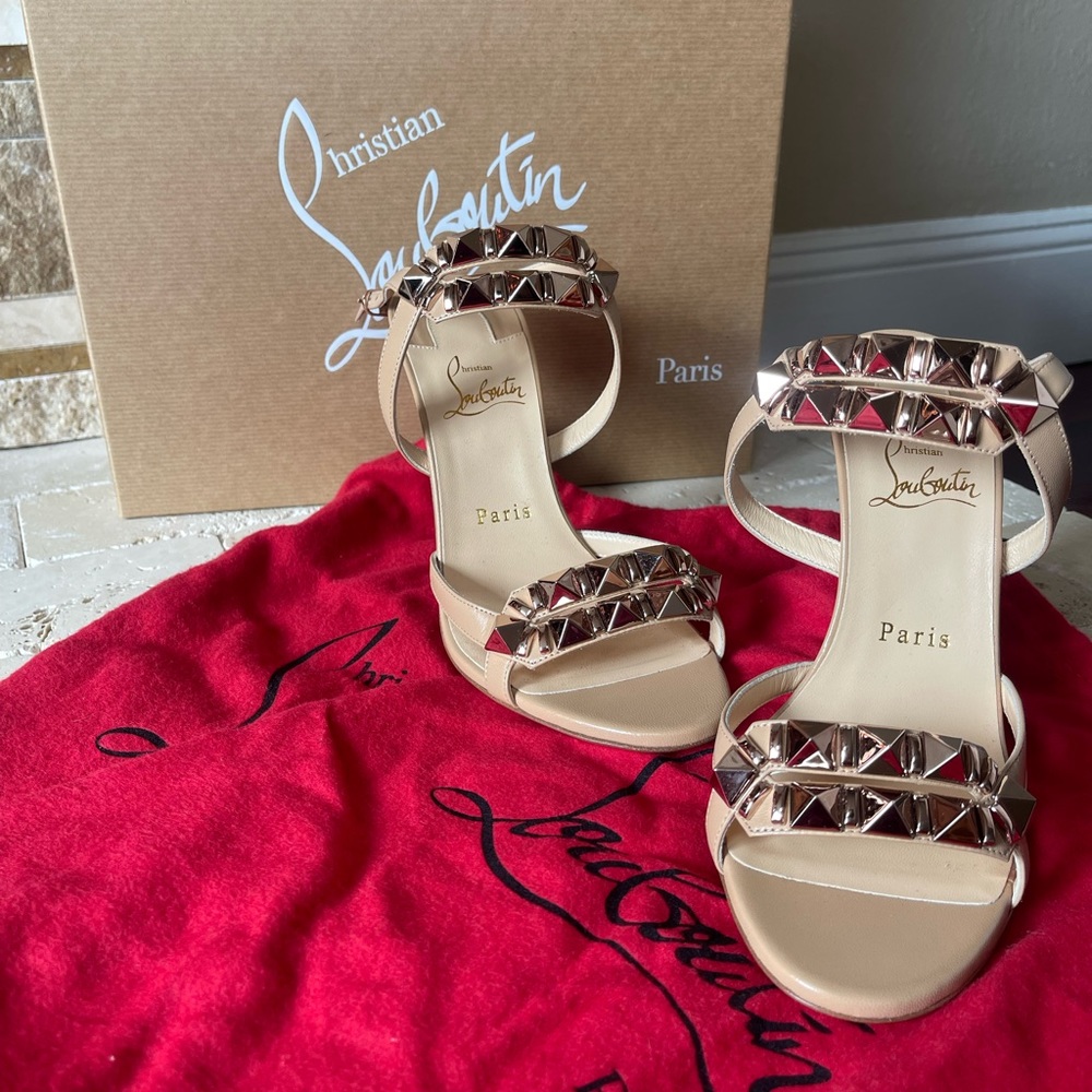 BRAND NEW louboutin galerietta 👠